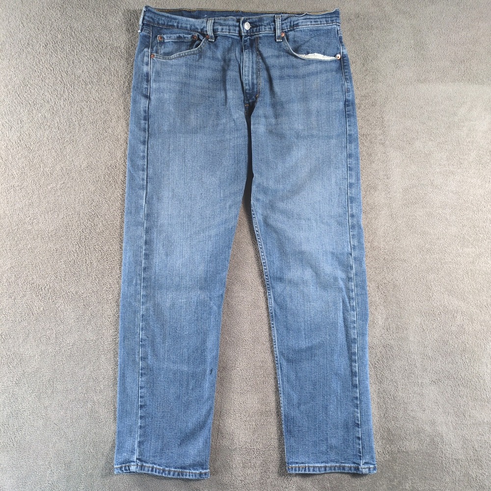 Levi‎ Strauss 505 Jeans Mens 38x32 Medium Wash Straight Leg Denim Pants